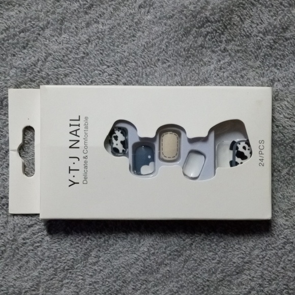 Nail Kits and extras - Picture 4 of 6